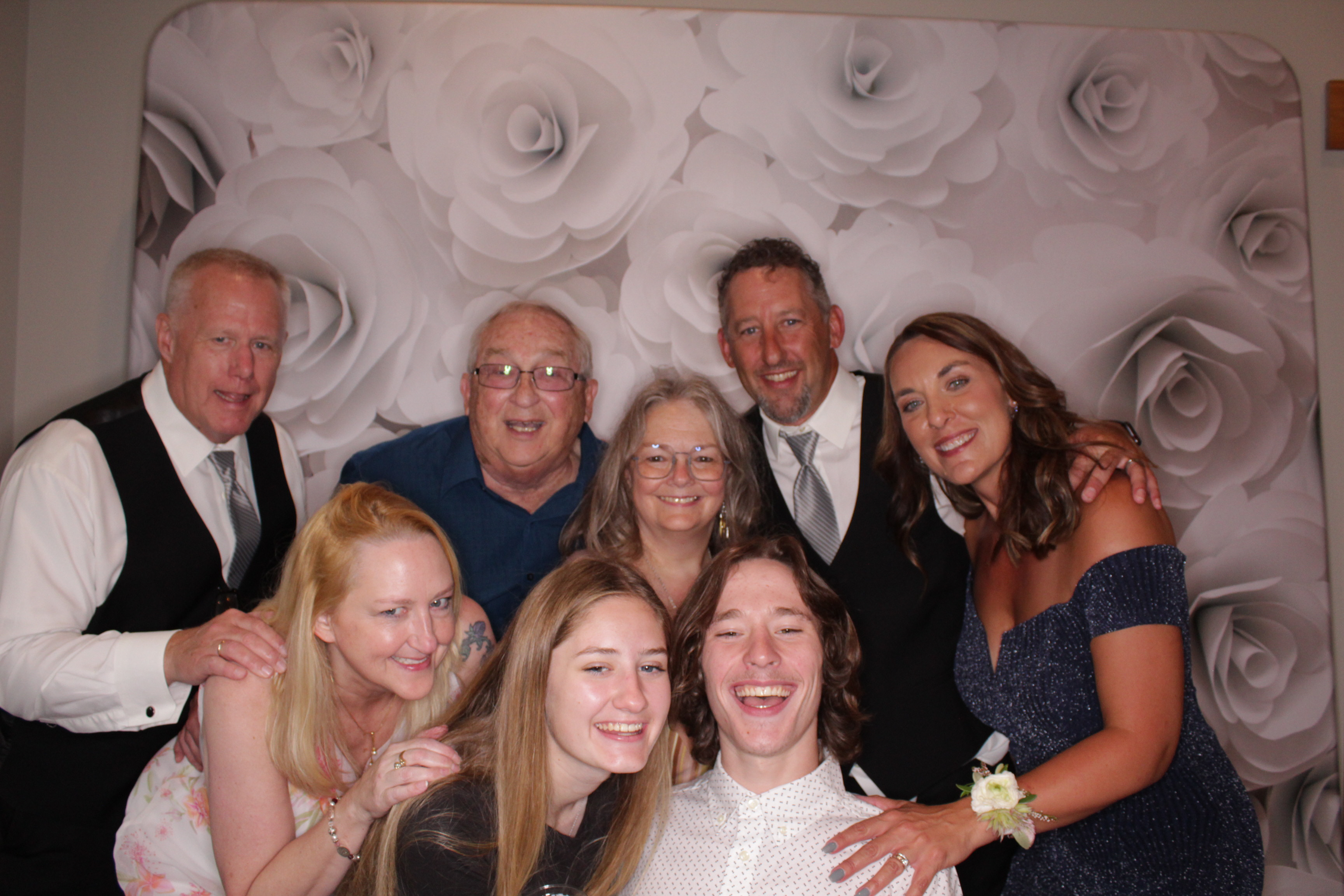 McKenzie & Ryan's Wedding | View more photos from the event at gallery.photoboothbillings.com/u/PhotoBoothBillings/McKenzie-Ryans-Wedding